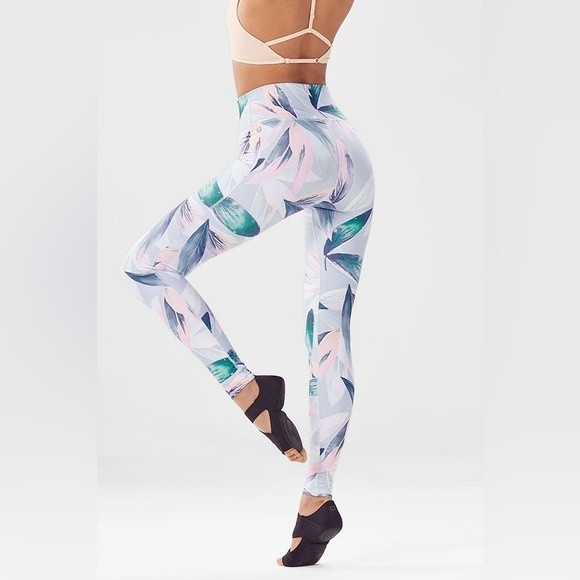 Fabletics Define PowerHold High-Waisted Leggings S Purple Tropical Print - Picture 1 of 7
